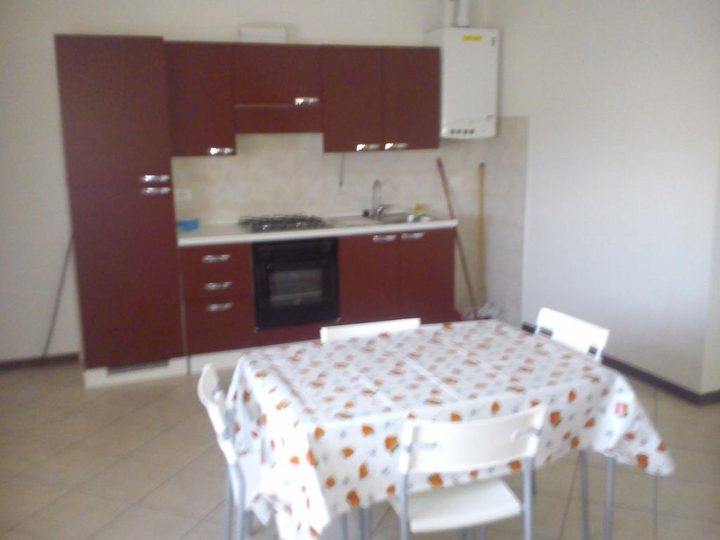 Casa Vacanza Holiday Villa Pieris Buitenkant foto